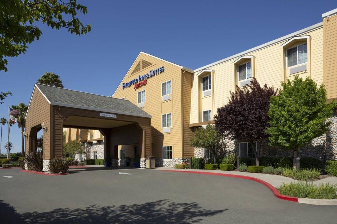 Fairfield Inn And Suites By Marriott Napa American Canyon Exterior photo