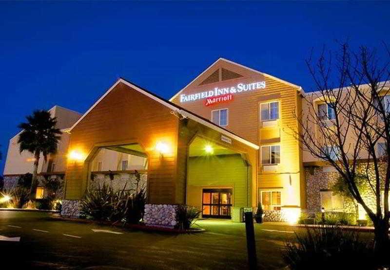 Fairfield Inn And Suites By Marriott Napa American Canyon Exterior photo